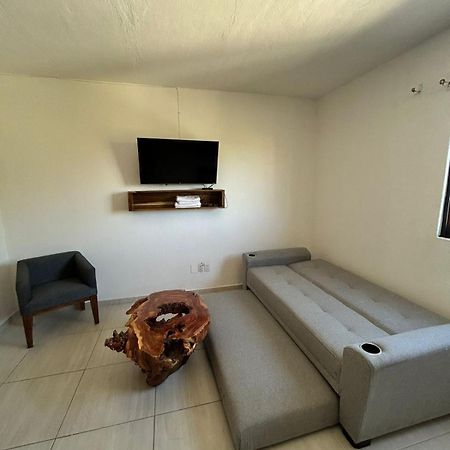 Comfortable Colonia Americana Apartment, On One Of The Main Avenues Guadalajara Exterior foto